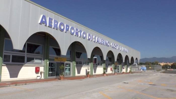 Aeroporto di Salerno, De Luca: “Aperto da luglio 2024”