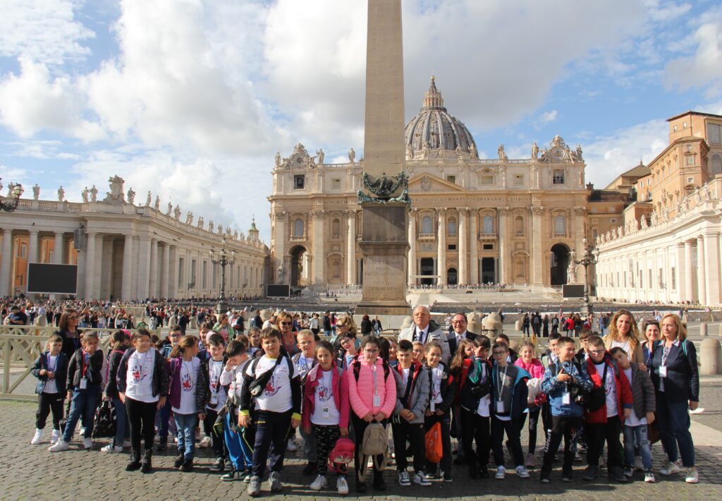 I bambini incontrano il Papa: grandi emozioni per 54 Giffoner presenti a Roma