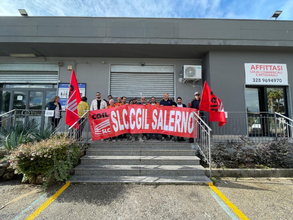 Postini in sciopero: raccomandate ferme
