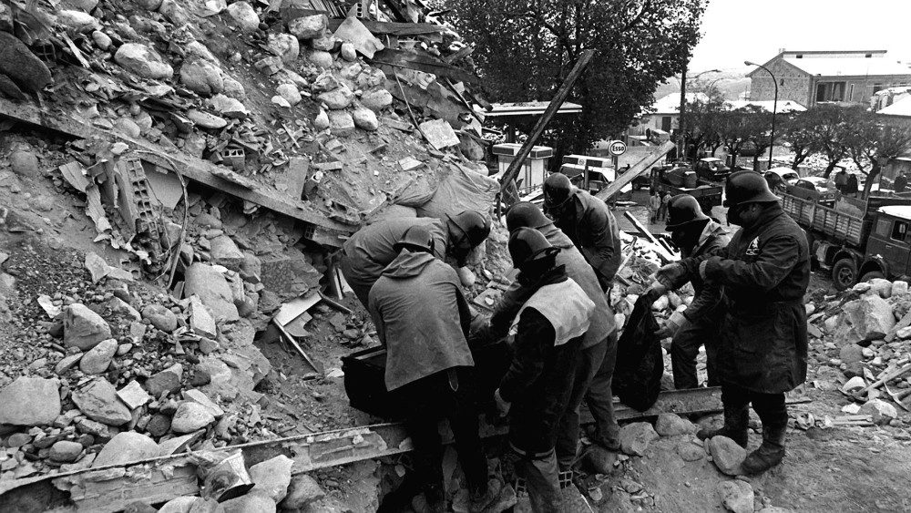 Terremoto, una ricostruzione infinita