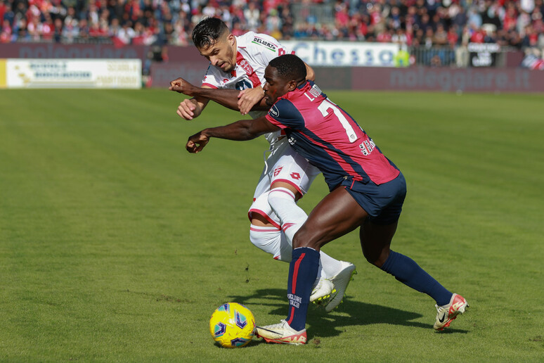 Cagliari e Monza non si fanno male: finisce 1-1