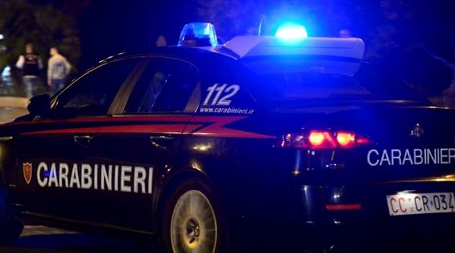 Cava de’ Tirreni, bomba carta esplode davanti a macelleria