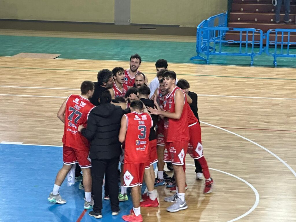 Angri Pallacanestro: rimonta dal -18 e batte Mola