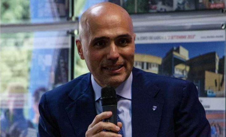 Natale, gli auguri di Carmine Zigarelli presidente Lnd Campania
