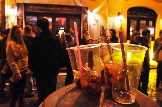 Movida a Salerno: tre locali multati