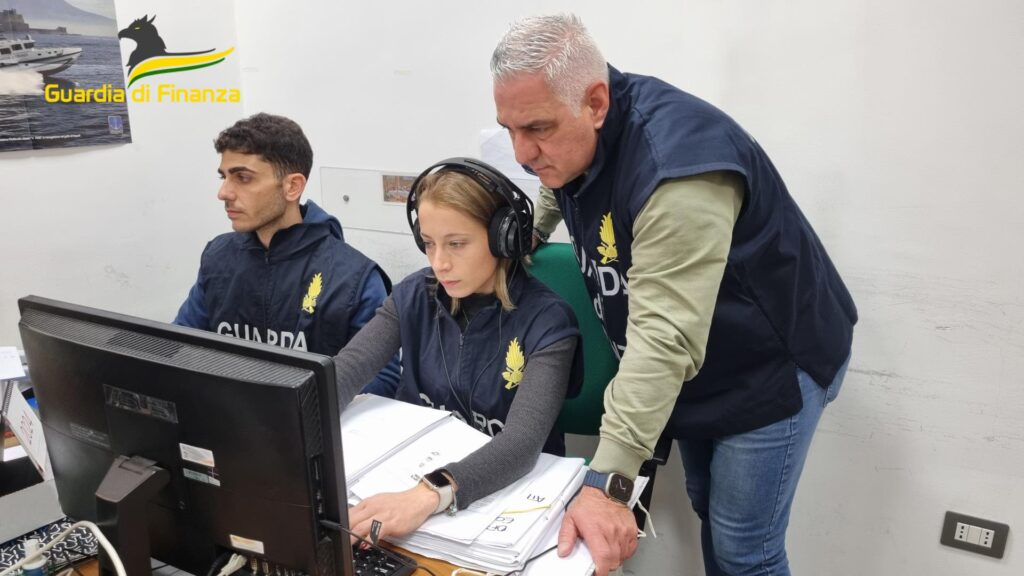 Appalti e corruzione, in manette dirigente della Regione Campania