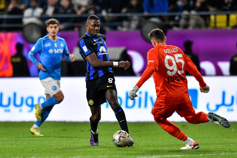 L’Inter beffa il Napoli al 91′ e si porta a casa il trofeo