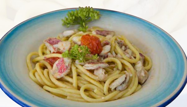 Spaghettoni con triglie e finocchietto marino