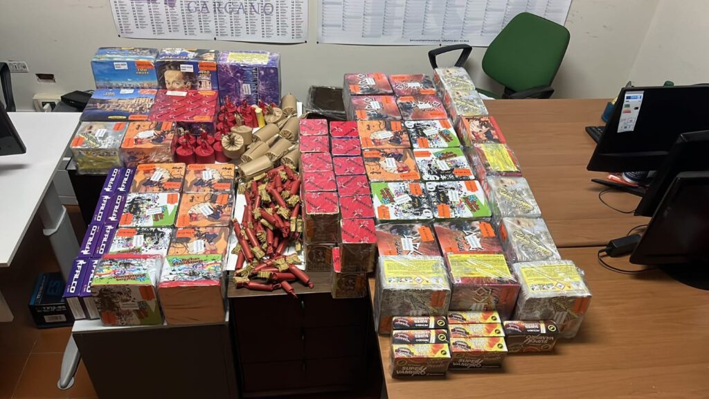 Battipaglia, sequestrati 24 chili di botti: un arresto