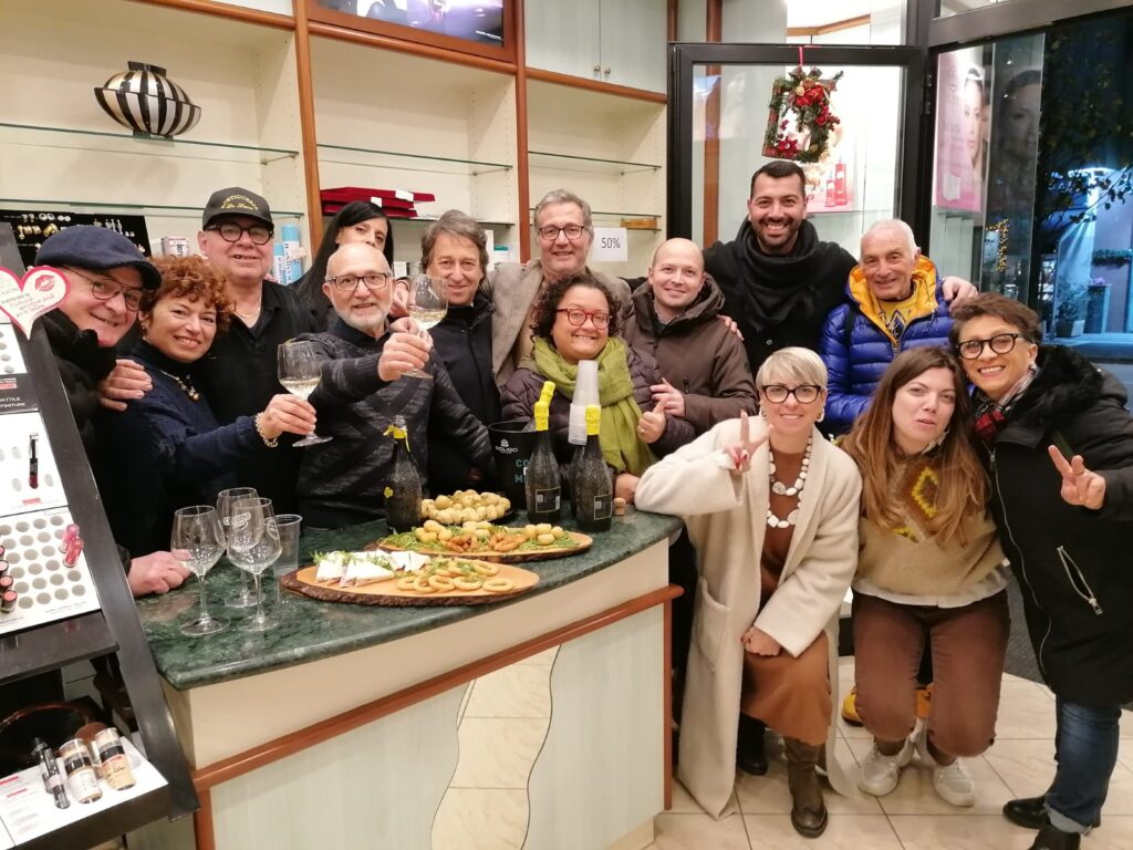 Dopo 48 anni chiude “Sergio Profumi” a Pontecagnano Faiano
