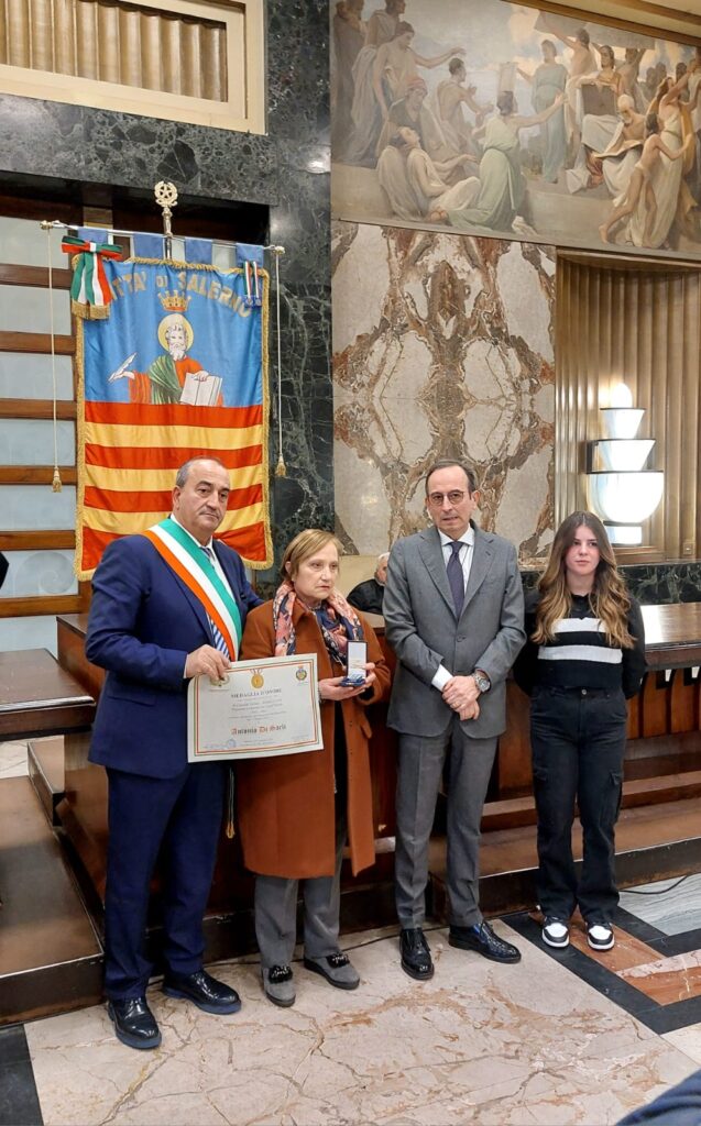 “Giornata della Memoria”: medaglia d’onore ai caduti di Teggiano