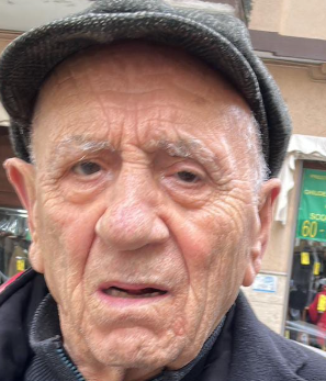 Salerno piange “don Franco”: era un’icona di Pastena