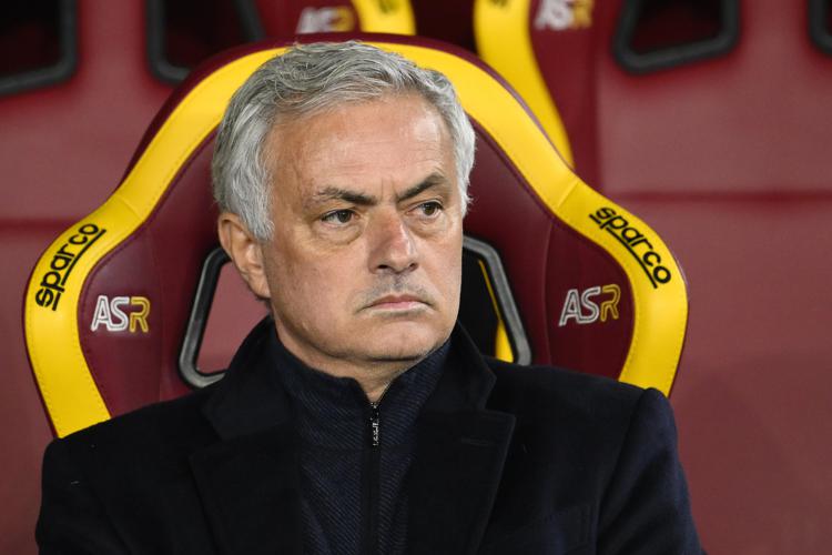 Josè Mourinho non è più l’allenatore della Roma