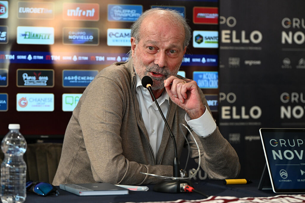 Salernitana, a centrocampo arriva anche Gomis