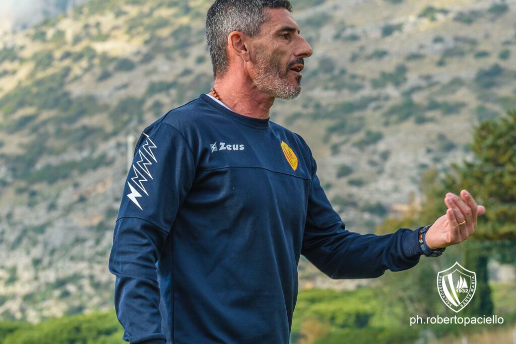 Polisportiva Santa Maria, esonerato Rogazzo