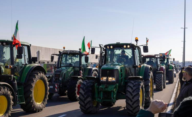 Coldiretti agli agricoltori: «Sbagliato bloccare Salerno»