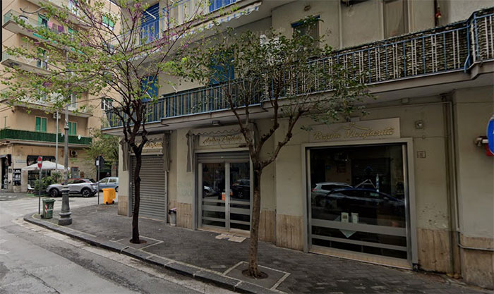 Salerno, svaligiata la pizzeria Regina Margherita