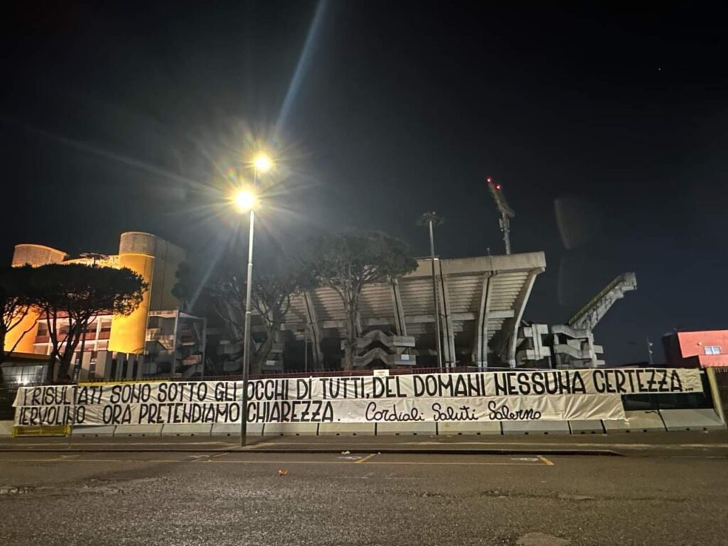 Salernitana, la Curva Sud chiede chiarezza
