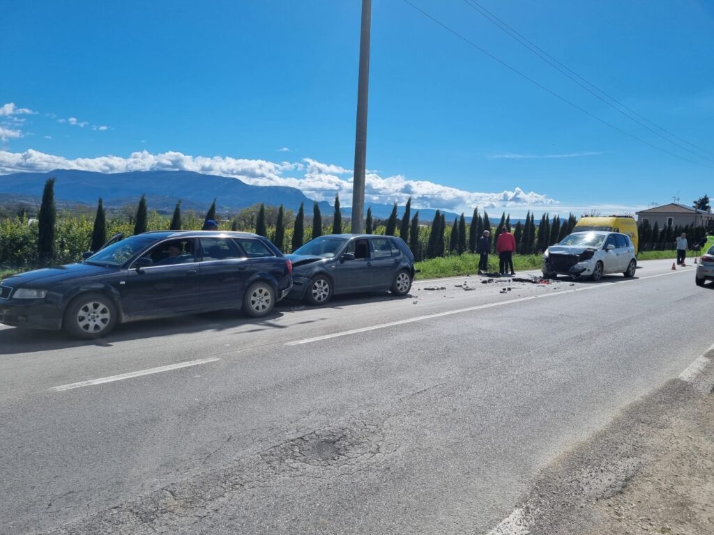 Eboli, incidente sulla provinciale 30: quattro feriti