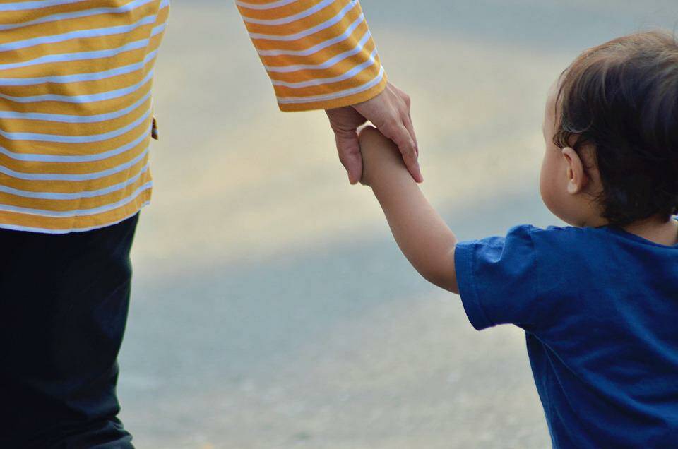 Salerno, le mamme diventano “balie” nei rioni