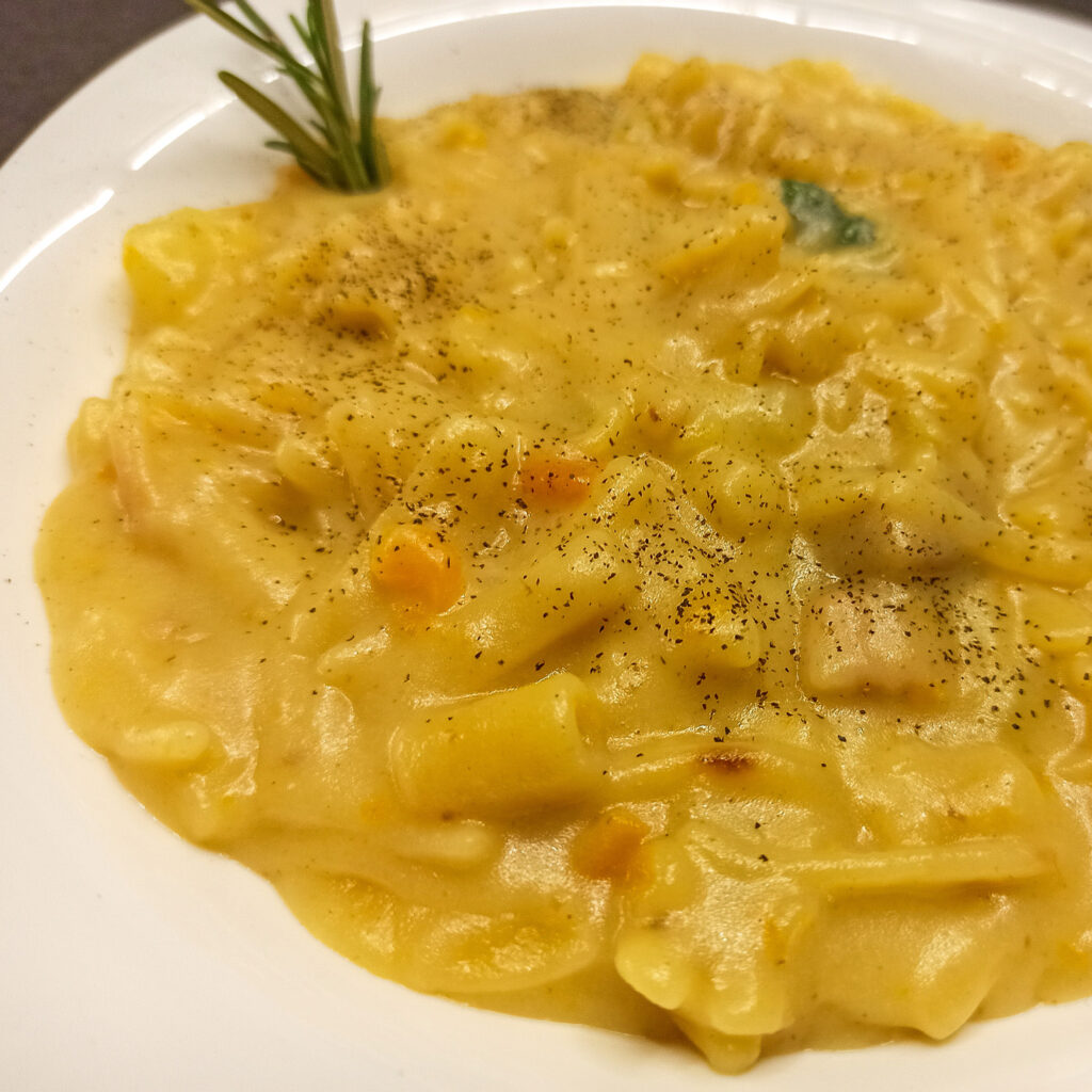 Pasta patate e provola