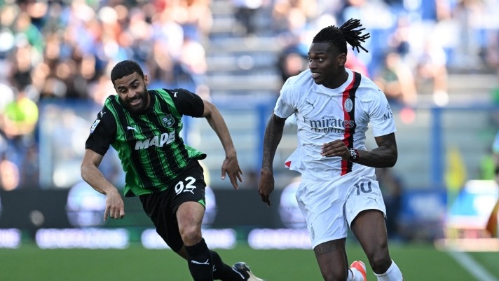 Il Milan insegue il Sassuolo e strappa un pari