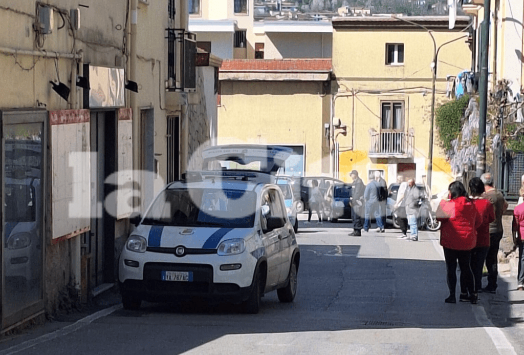 Cava de’ Tirreni, anziana investita e uccisa da camion pirata