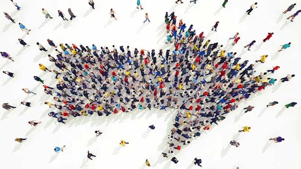La legge della riprova sociale di Cialdini: un potente strumento per professionisti, aziende e società sportive