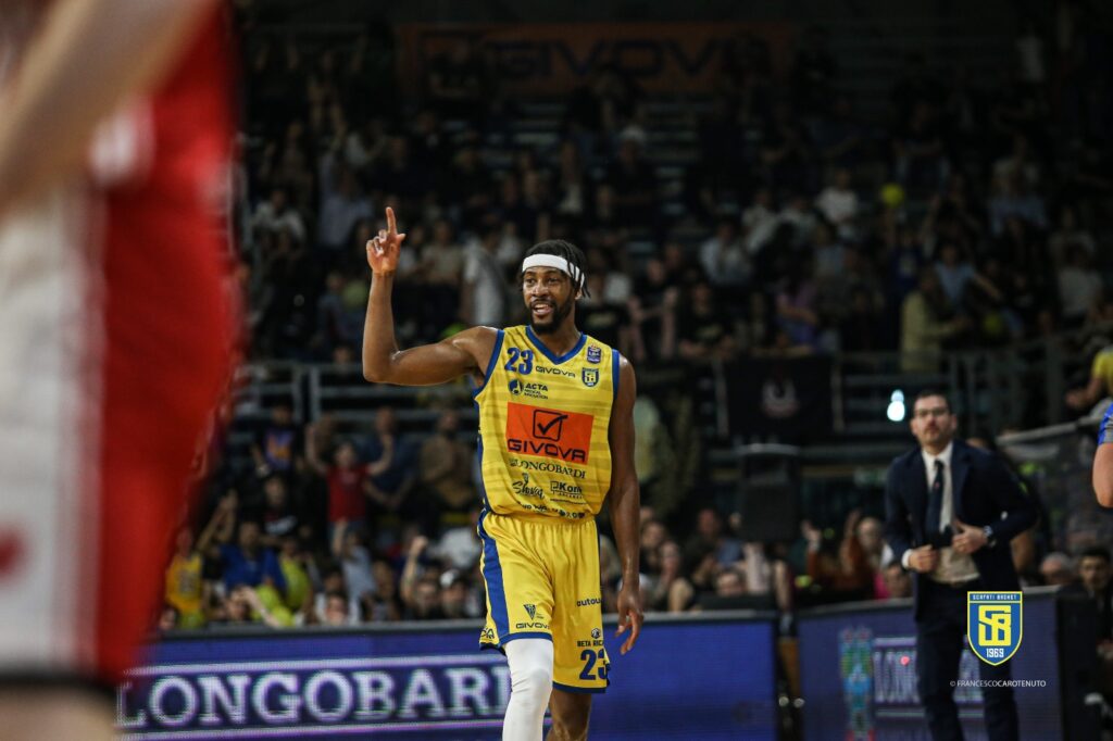 La Givova Scafati e Rivers si separano