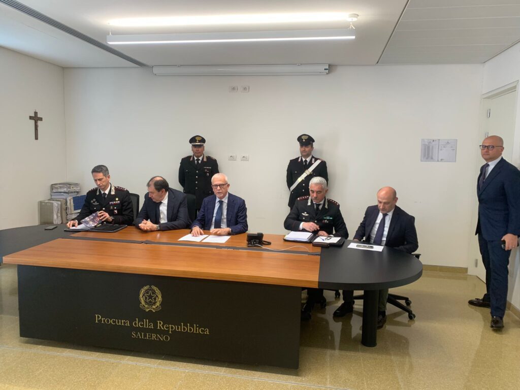 Droga dal Sud America al porto di Salerno per ‘ndrangheta: 15 arresti