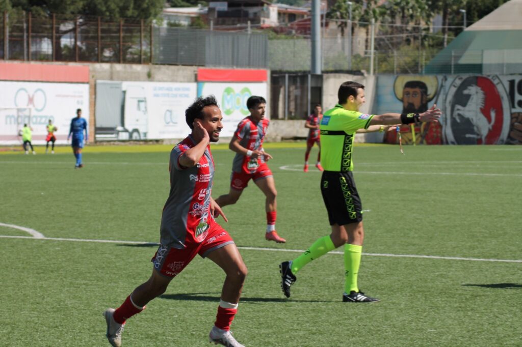 All’Angri il derby dell’Agro contro la Paganese