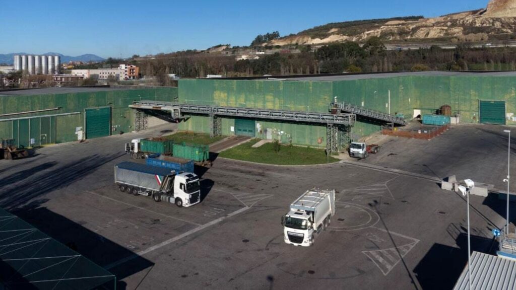 Battipaglia, Castelluccio e Buccoli: rifiuti all’ex Stir