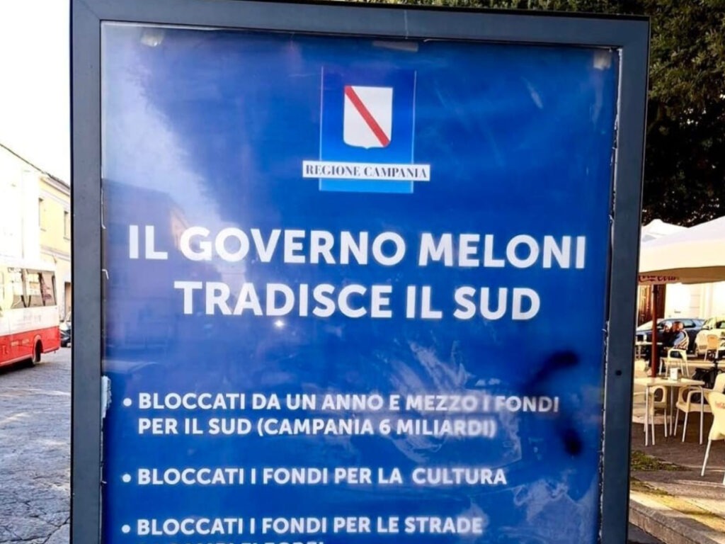 Manifesti della Regione, un’altra spesa da 210mila euro