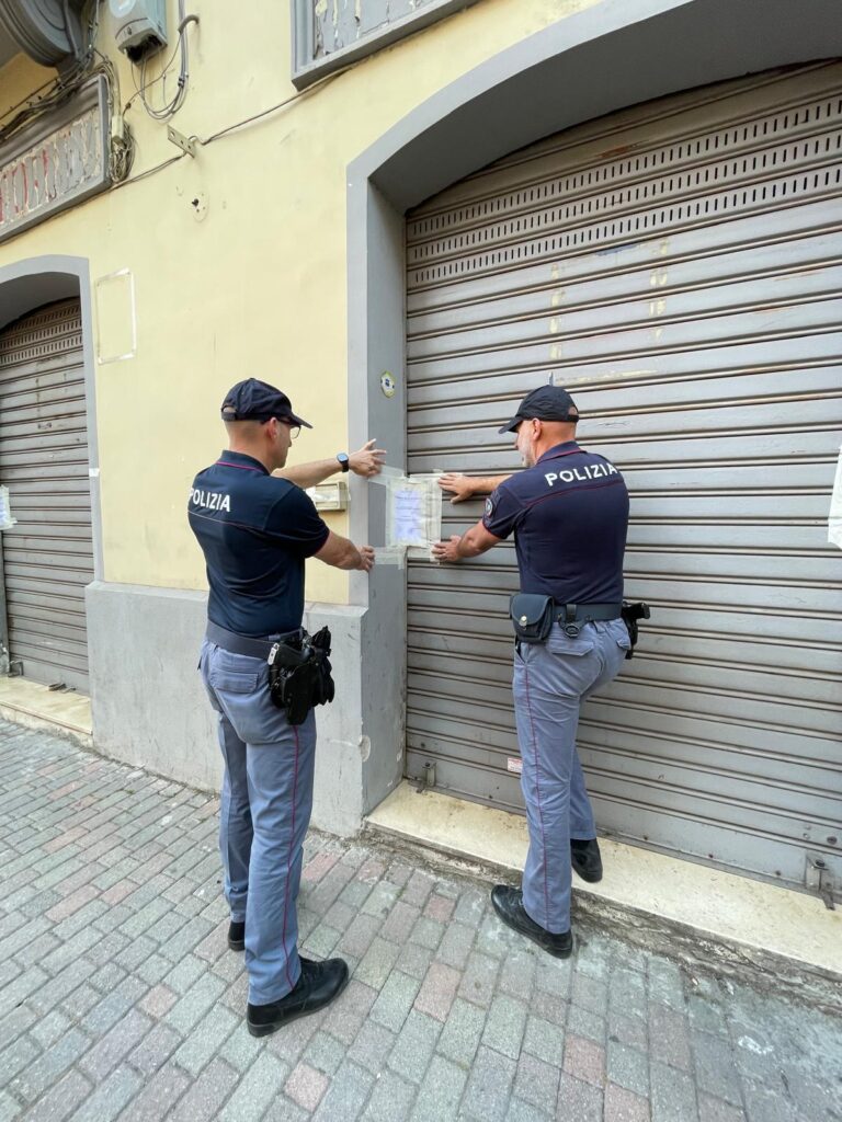 Battipaglia, chiusa l’alcova del sesso in pieno centro