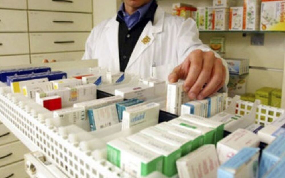 Angri, furti seriali nella farmacia Sparano