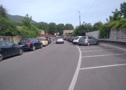 Cava de’ Tirreni, furti e raid nel parcheggio a via Palumbo