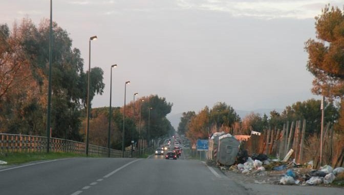 Eboli, ucciso da un’auto pirata: muore sull’asfalto a 36 anni
