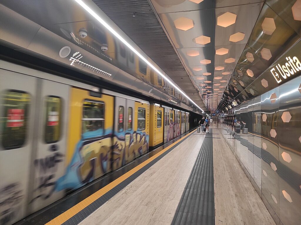 Operaio muore nel cantiere della metro