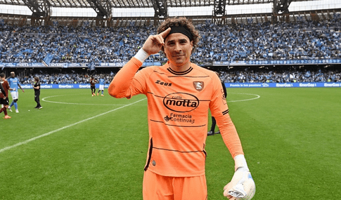 Salernitana, Ochoa: «Arrivederci, è stato un onore giocare per questi colori»