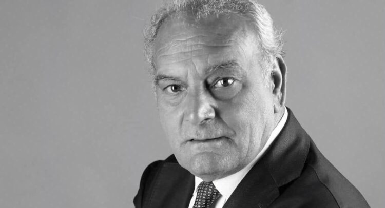 Frasi omofobe, Alfano si ritira dalle elezioni