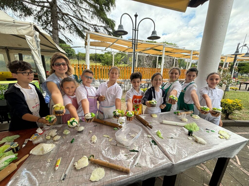 Sant’Egidio, successo per la settimana pedagogica del “De Filippo”