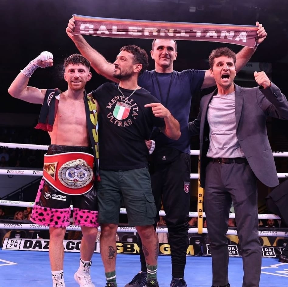 Francesco De Rosa campione europeo Ibf supergallo