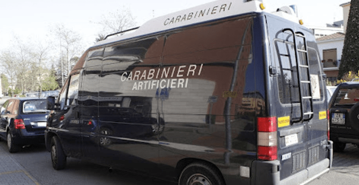 Valigia sospetta fatta brillare davanti all’ospedale di Polla: allarme rientrato