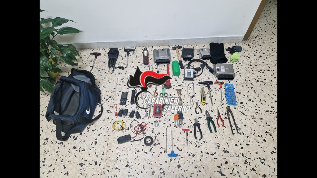 Vietri sul Mare, ladri di auto intercettati dai carabinieri