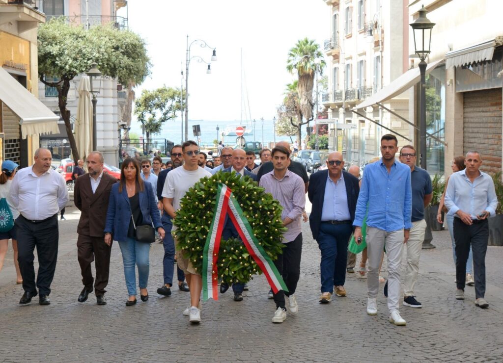 Salerno, ricordato Carlo Falvella