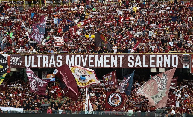 Salernitana-Juve Stabia, i tifosi granata entrano al 15′