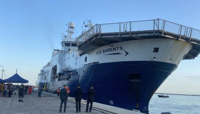 Salerno, sbarcati al Molo Manfredi 191 migranti