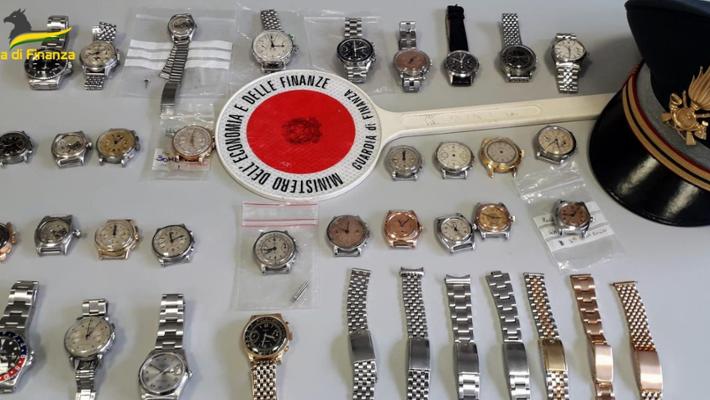 Falsi Rolex a Nocera, lo status symbol non teme il “pacco”