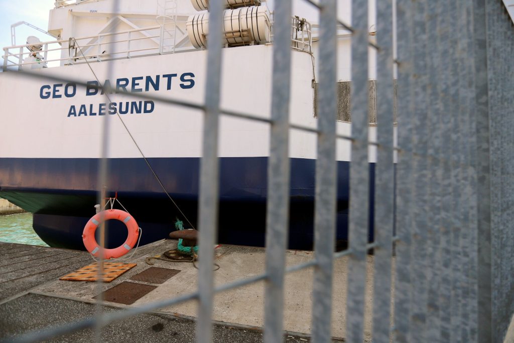 Fermo Geo Barents a Salerno, Medici Senza Frontiere: «Detenzione ingiusta»