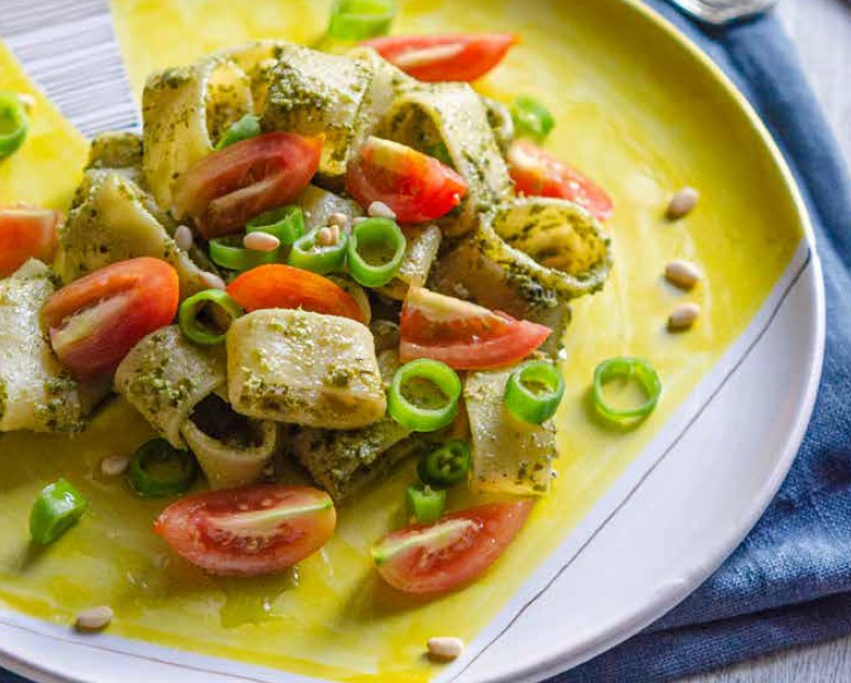 Calamarata di pesto vegan